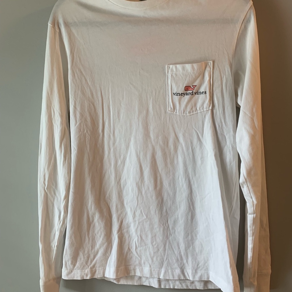 NOT FOR SALEVineyard vines long t